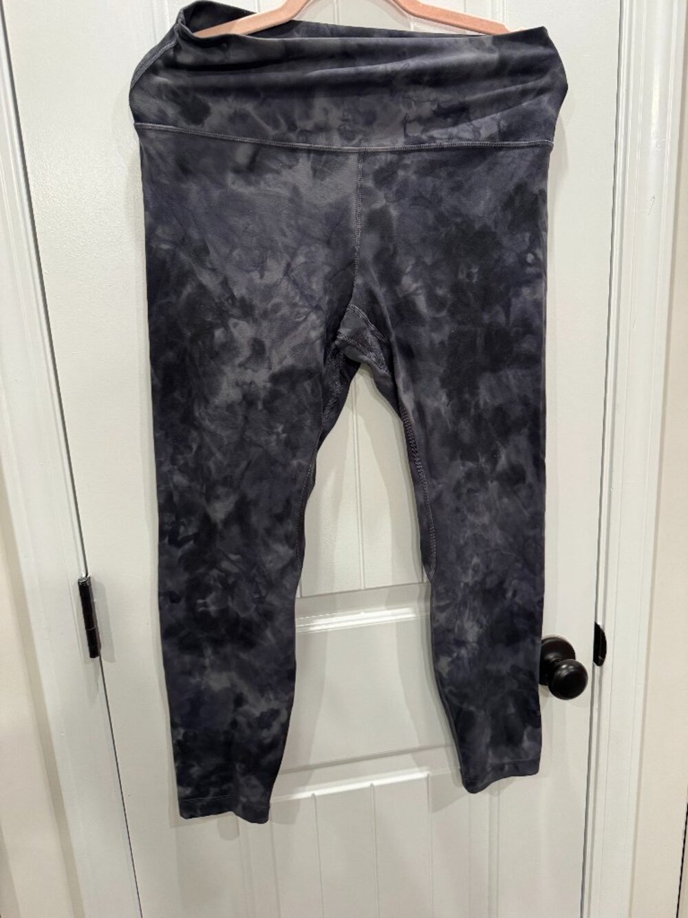 Lululemon Dark Gray Tie Dye Align Leggings